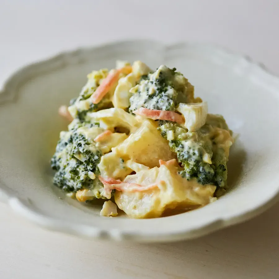 ブロッコリーと卵のデリ風サラダ